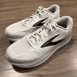 Brooks Ghost Max 2 Running Shoes